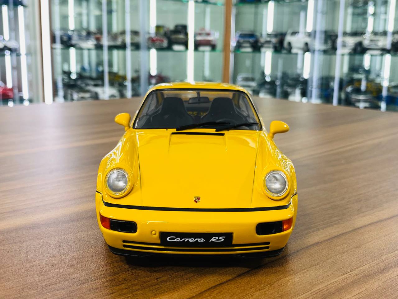 1/18 Diecast Porsche 911 3.8 RS Yellow Solido Miniature Model Car