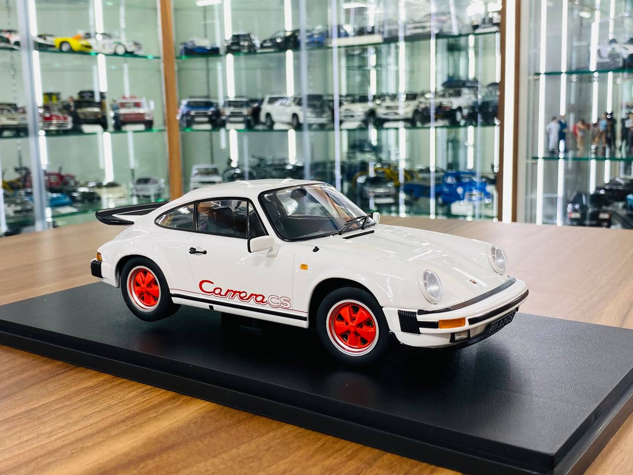 1/18 Porsche Carrera CS 911 3.2 Clubsport 1989 White by KK-Scale