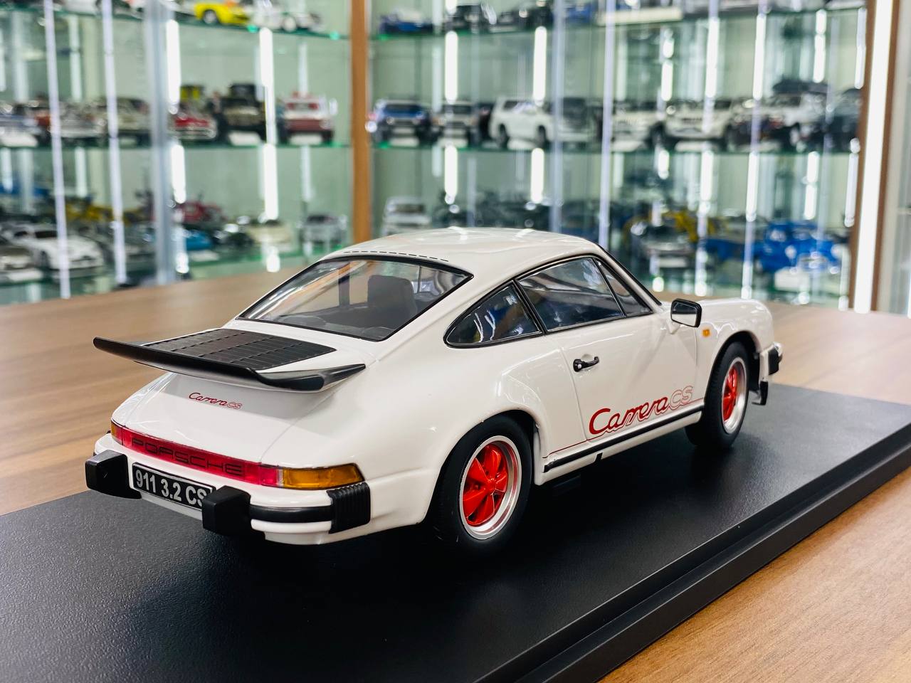 1/18 Porsche Carrera CS 911 3.2 Clubsport 1989 White by KK-Scale