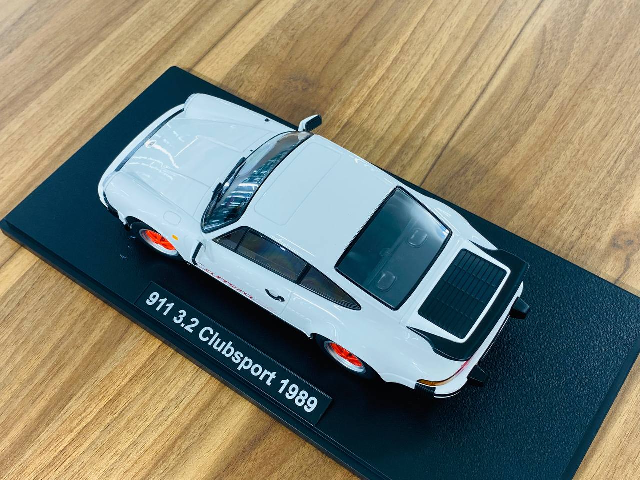 1/18 Porsche Carrera CS 911 3.2 Clubsport 1989 White by KK-Scale