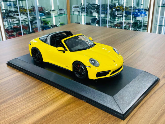 1/18 Resin Porsche 911 (992) Targa 4 GTS 2021 Yellow Minichamps