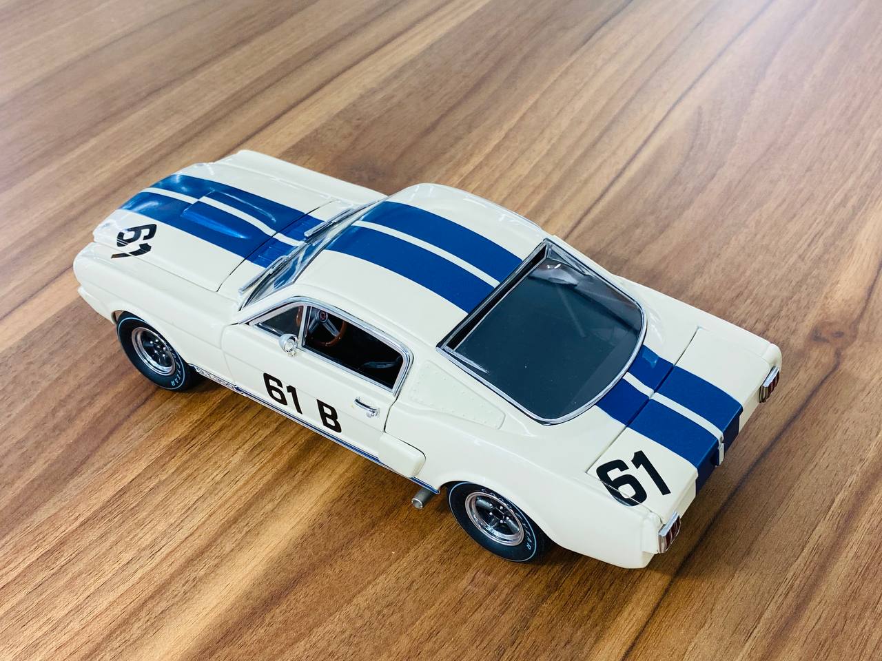 1/18 Diecast Model - ExactDetail Replicars Ford Mustang GT 350 Jerry Titus Shelby R-Model #61 B in White, Limited Edition