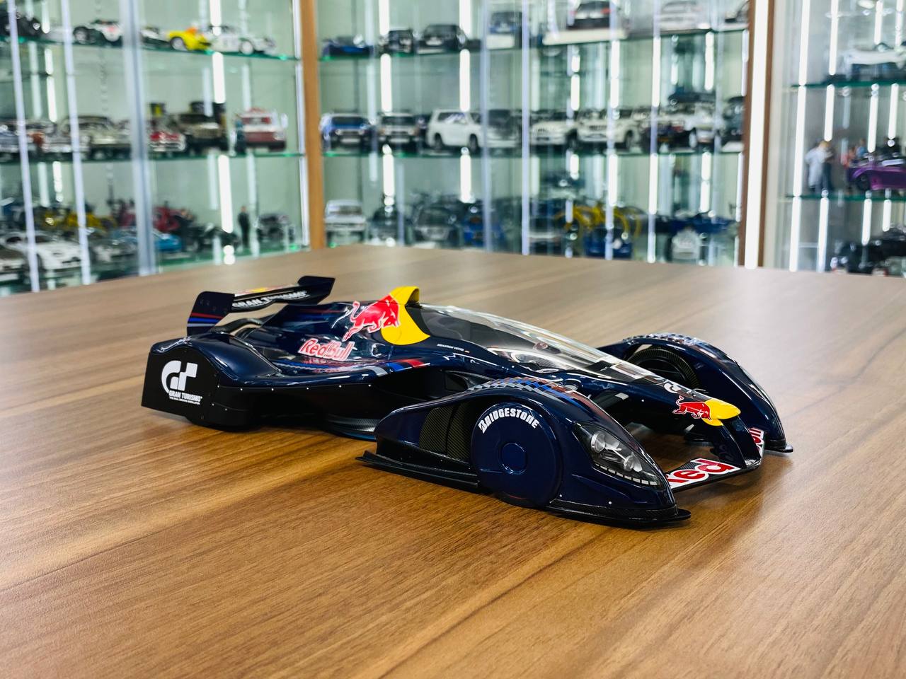 1/18 diecast model  Autoart Grand turismo Red Bull x2010 Blue