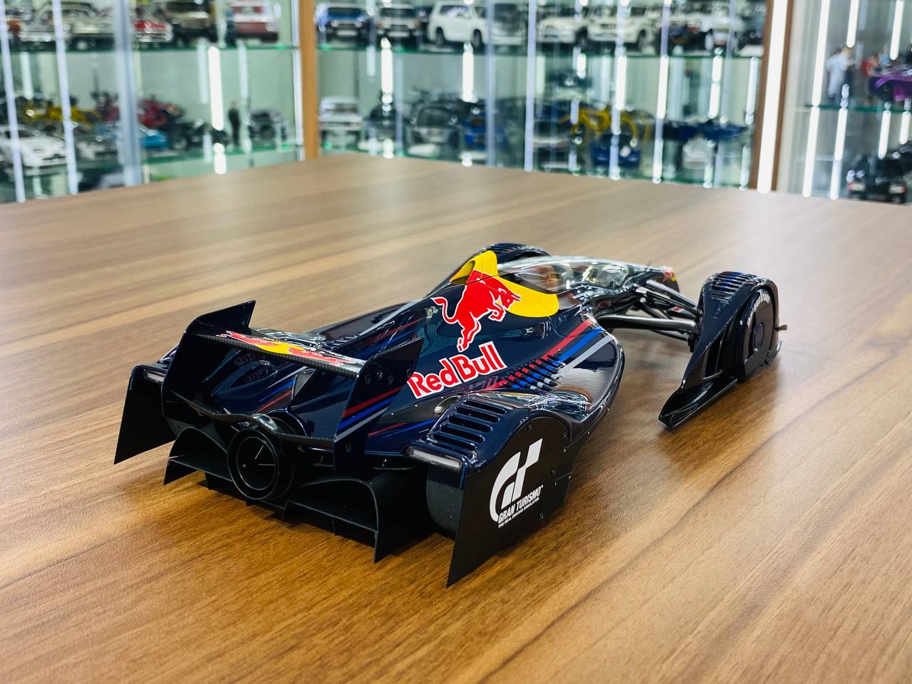 1/18 diecast model  Autoart Grand turismo Red Bull x2010 Blue