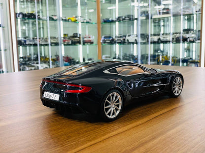 1/18 Diecast AutoArt Aston Martin One-77 in Black