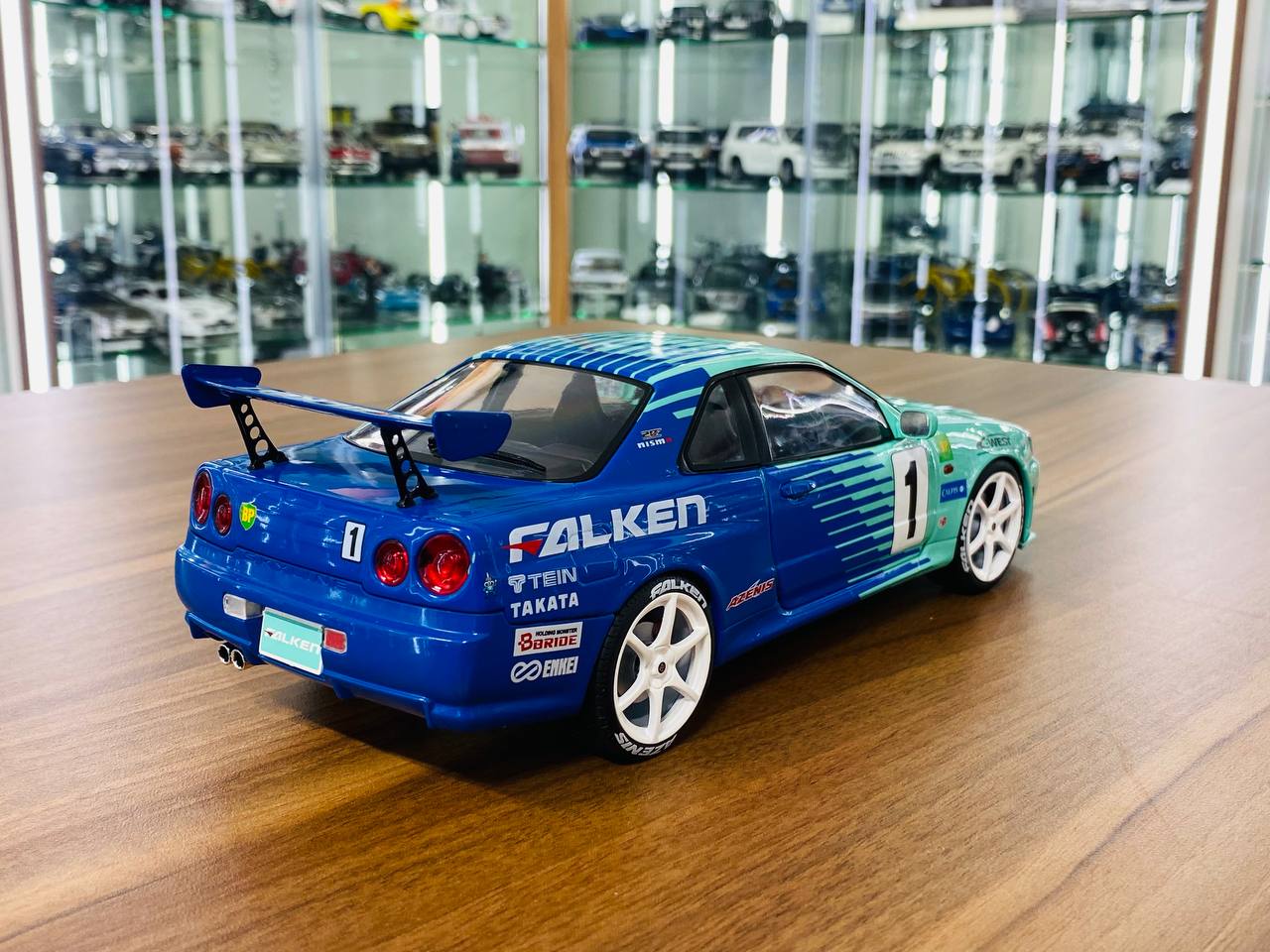 1/18 Diecast Solido Nissan Skyline GT-R R34 2001 Falcon #1 in Falcon Blue