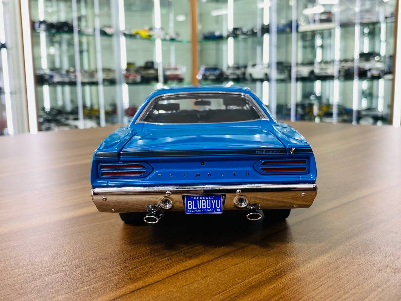 1/18 Diecast Model - GMP Plymouth Road Runner 1970 in Blue, Full Opening