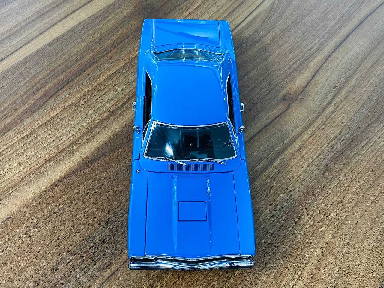 1/18 Diecast Model - GMP Plymouth Road Runner 1970 in Blue, Full Opening