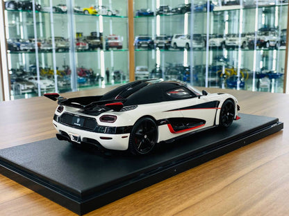 1/18 Resin Model - GT Spirit Koenigsegg AGERA RS in White with Red Interior, Limited Edition