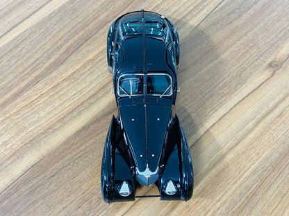 1/18 Diecast - CMC Bugatti Typ 57 SC Atlantic Coupe in Black, Limited Edition