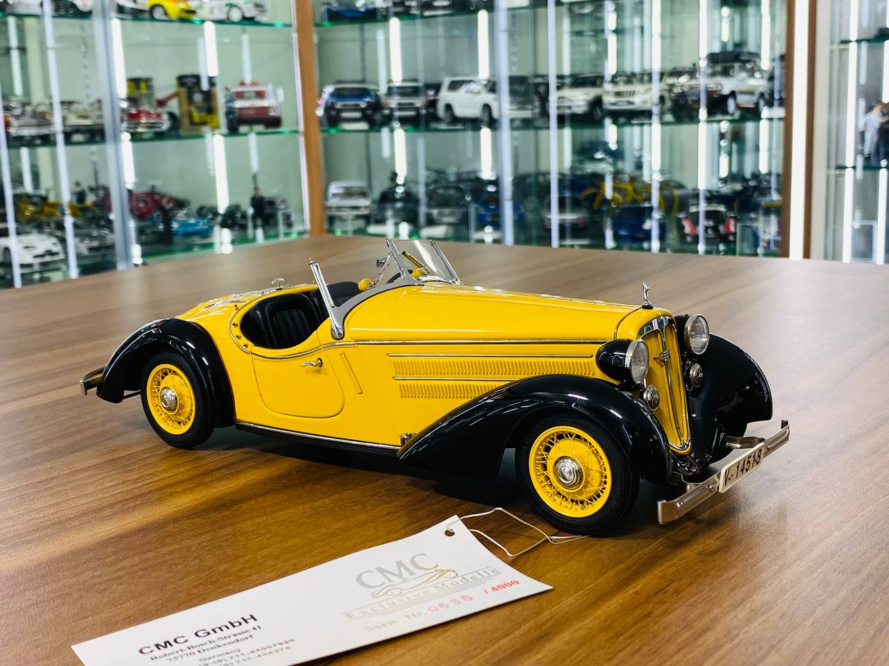 1/18 Diecast - CMC Audi Front 225 Roadster 1935 in Yellow/Black, Limited to 4000 Pieces