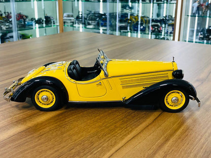 1/18 Diecast - CMC Audi Front 225 Roadster 1935 in Yellow/Black, Limited to 4000 Pieces