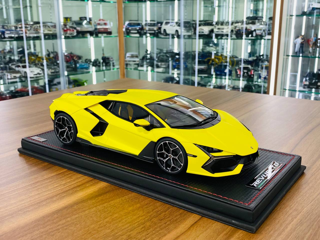 1/18 Resin Model - MR Collection Lamborghini Revuelto in Giallo Clarus, Limited to 149 Pieces