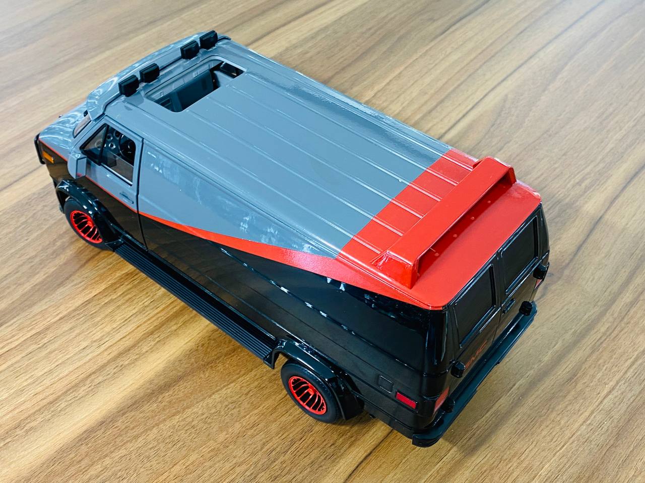 1 18 Diecast HotWheels GMC Vandura Panel Van A Team in Black Grey dturman