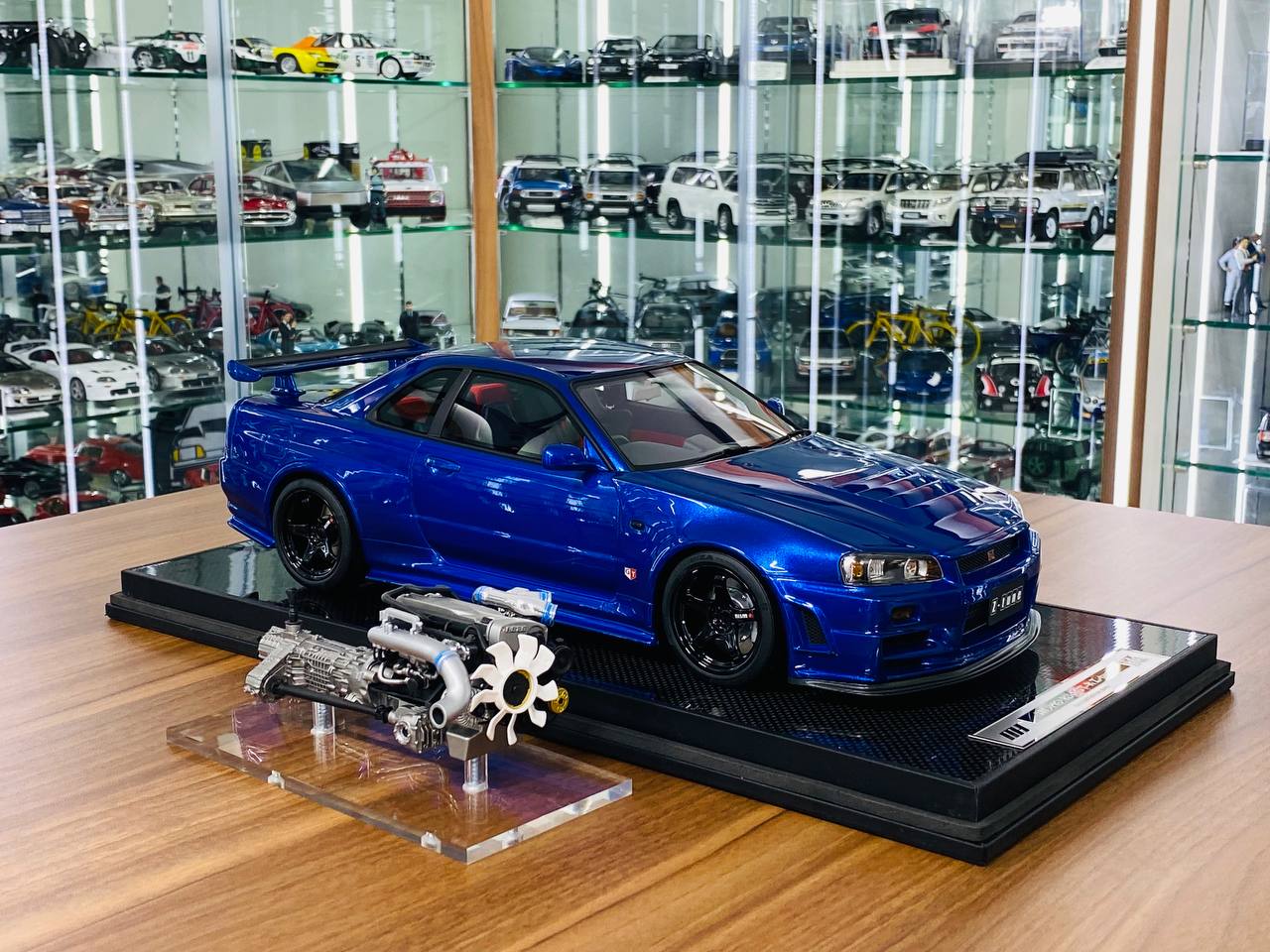 1/12 Resin Model - Motor Helix Nissan Skyline GT-R R34 Nismo Z-tune in Blue, Limited Edition (50 Pieces)