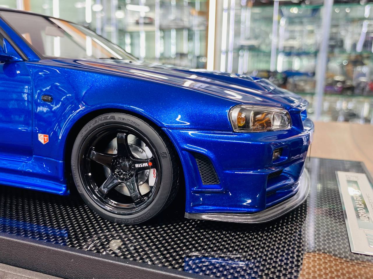 1/12 Resin Model - Motor Helix Nissan Skyline GT-R R34 Nismo Z-tune in Blue, Limited Edition (50 Pieces)