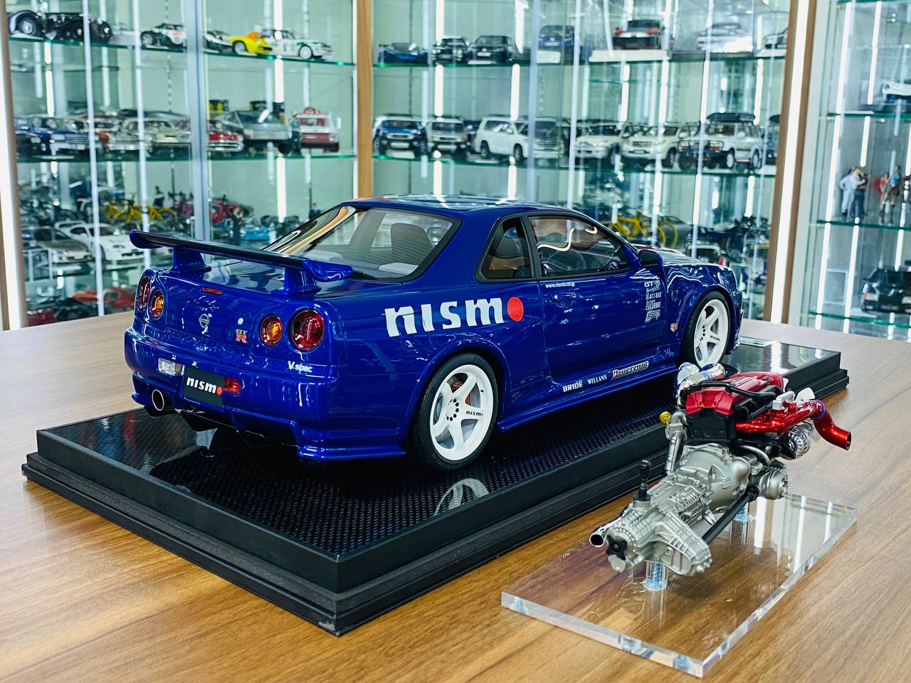 1/12 Resin Model - Motor Helix Nissan Skyline Nismo GT-R R34 R-tune Launch Version TAS in TAS 2000, Limited to 30 Pieces