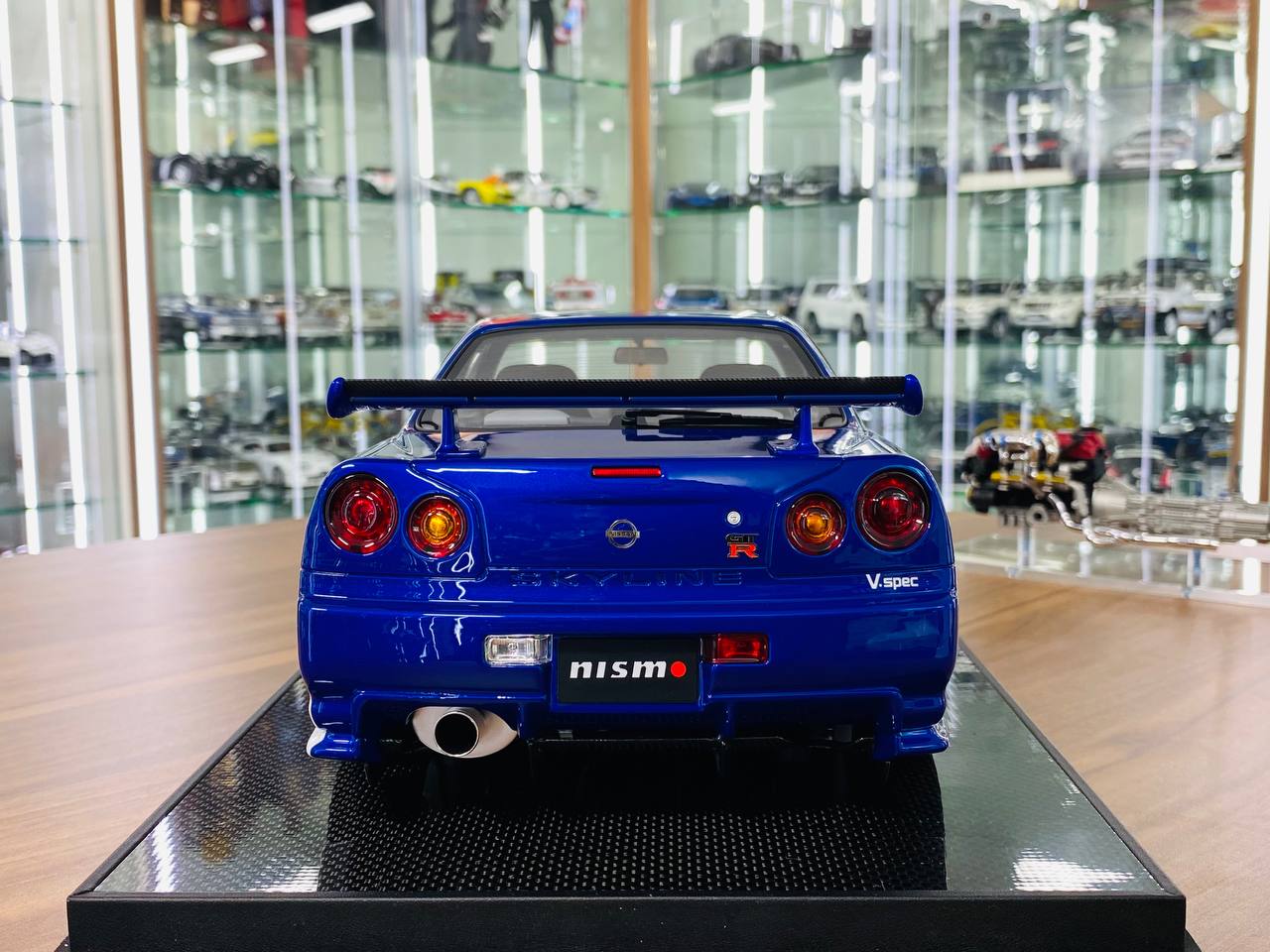 1/12 Resin Model - Motor Helix Nissan Skyline Nismo GT-R R34 R-tune Launch Version TAS in TAS 2000, Limited to 30 Pieces