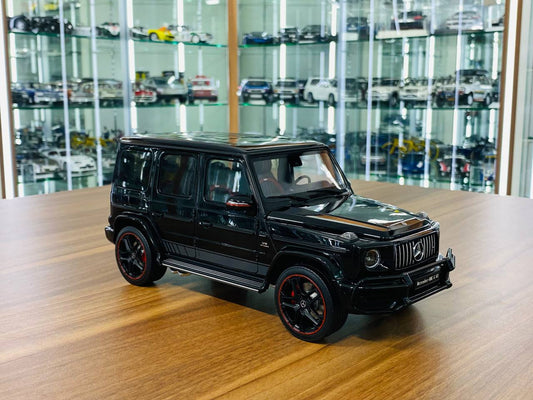 1/18 Diecast  Mercedes Benz AMG G 63 (2019) Obsidian Black by Almost Real