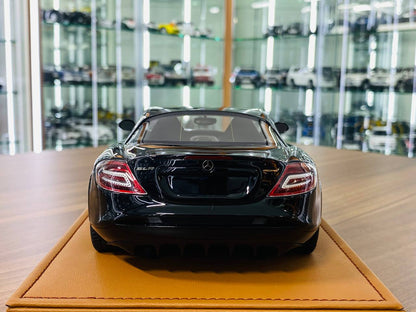 1/18 Resin Model - IVY Models Mercedes-Benz SLR McLaren in Metallic Black, Limited to 66 Pieces