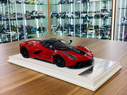 1/18 Resin Davis & Giovanni Ferrari LaFerrari in Rosso Corsa - Limited Edition