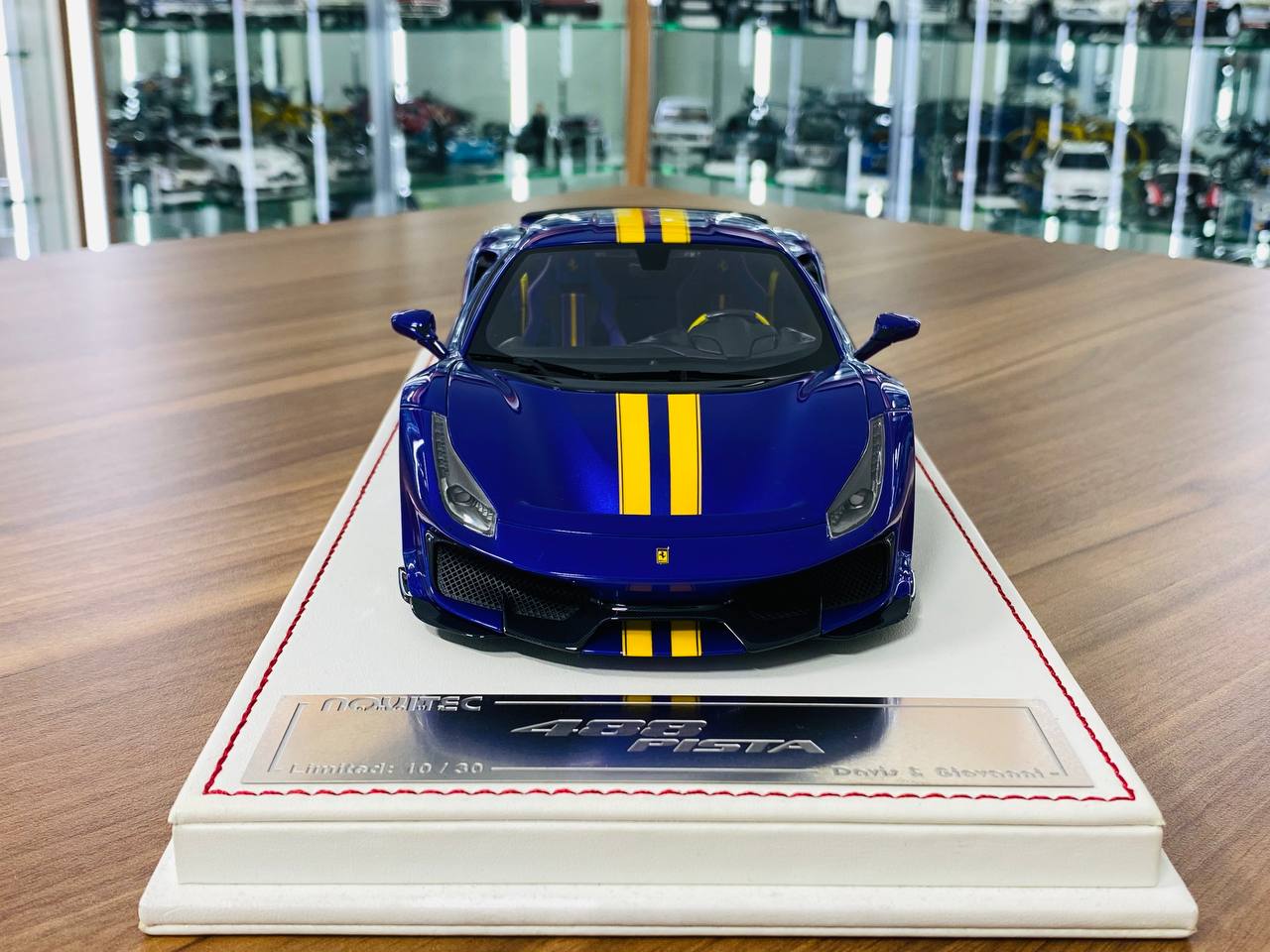 1/18 Resin Davis & Giovanni Ferrari 488 Pista in Metallic Purple - Limited Edition