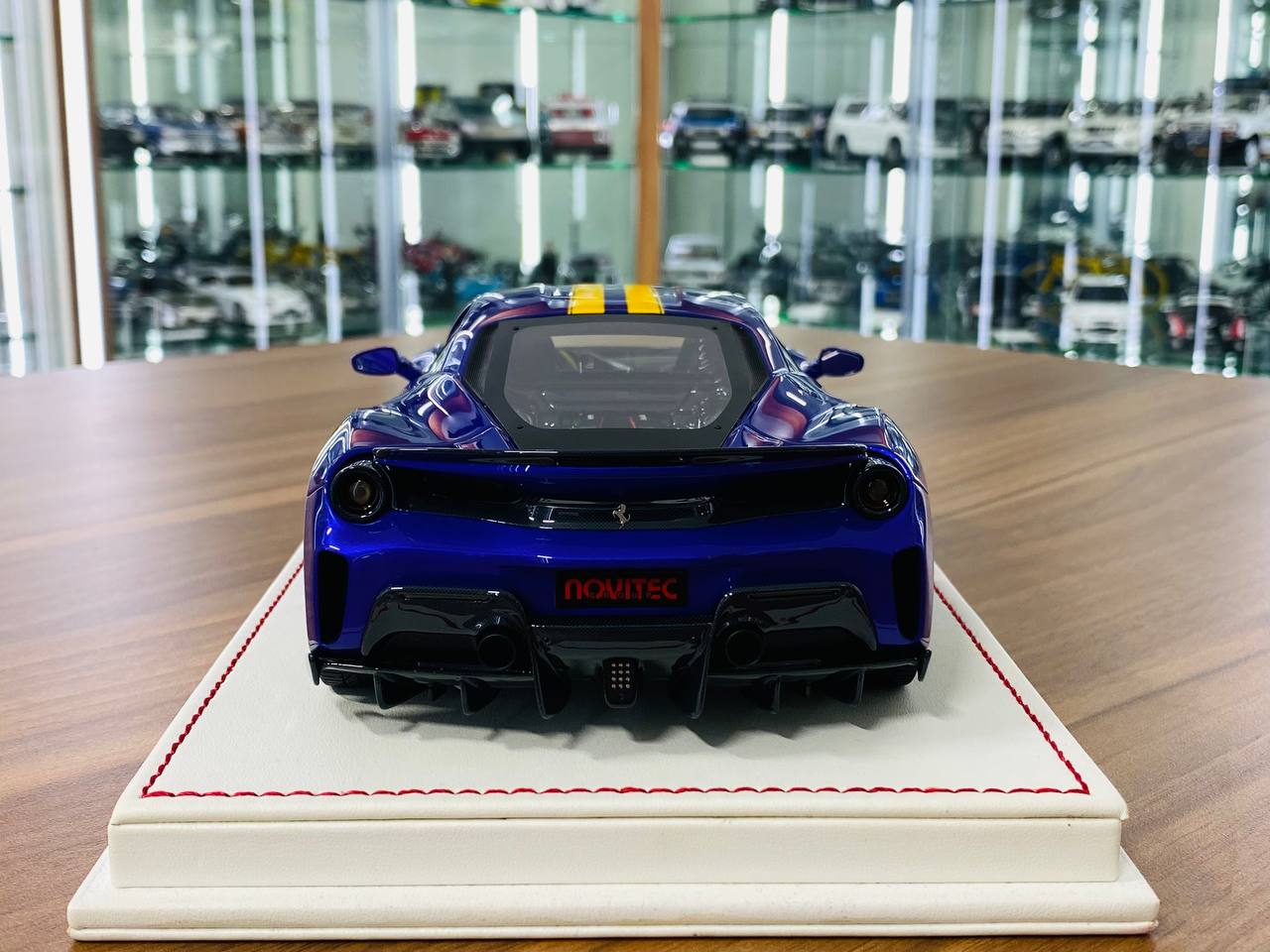 1/18 Resin Davis & Giovanni Ferrari 488 Pista in Metallic Purple - Limited Edition