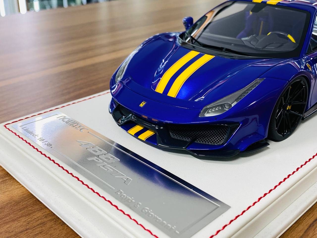 1/18 Resin Davis & Giovanni Ferrari 488 Pista in Metallic Purple - Limited Edition