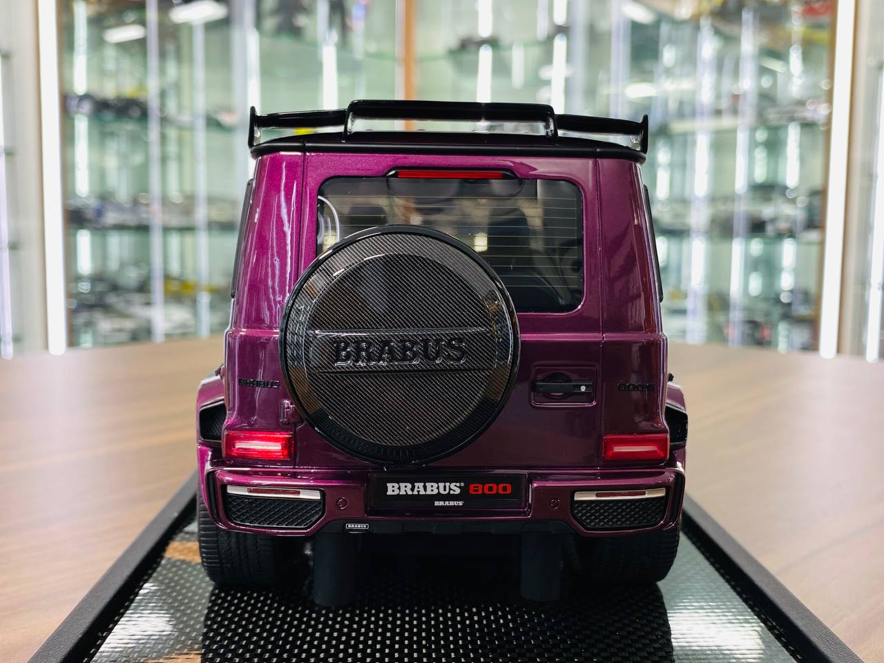 1/18 Resin Mercedes-Benz Brabus G800 G-Class  W463 2019 Purple - MotorHelix