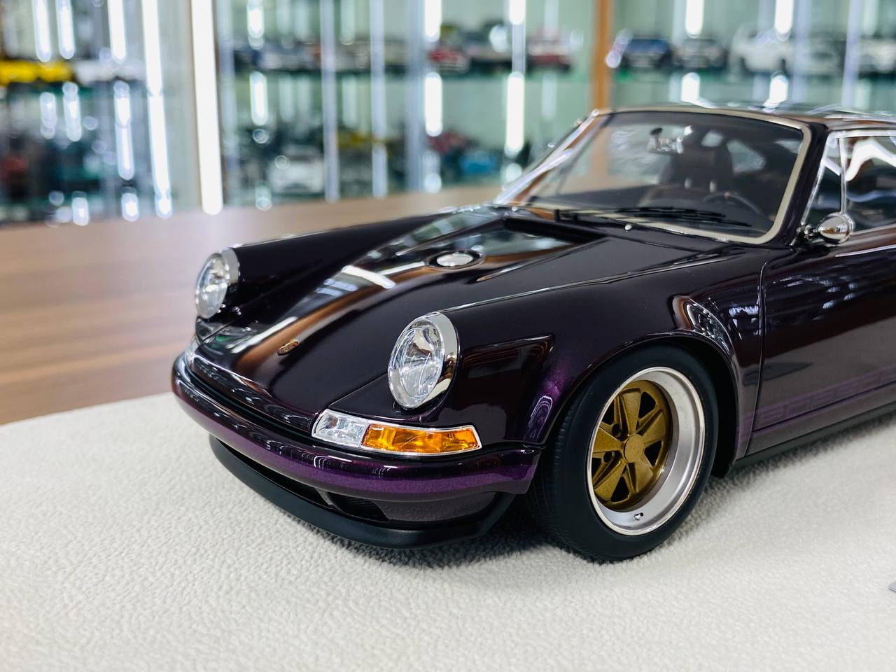 Porsche 911 (964) Coupe Japan Version | Amethyst Metallic 1/18 Makeup Limited Edition