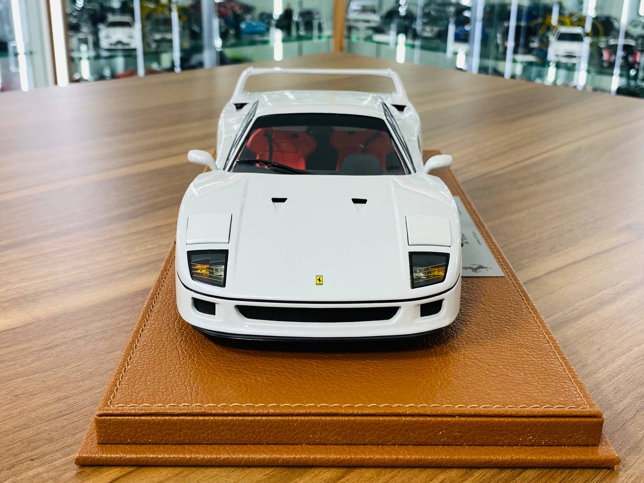 1/18 Diecast Model - BBR (Kyosho) Ferrari F40 in Metallic White, Limited Edition of 78