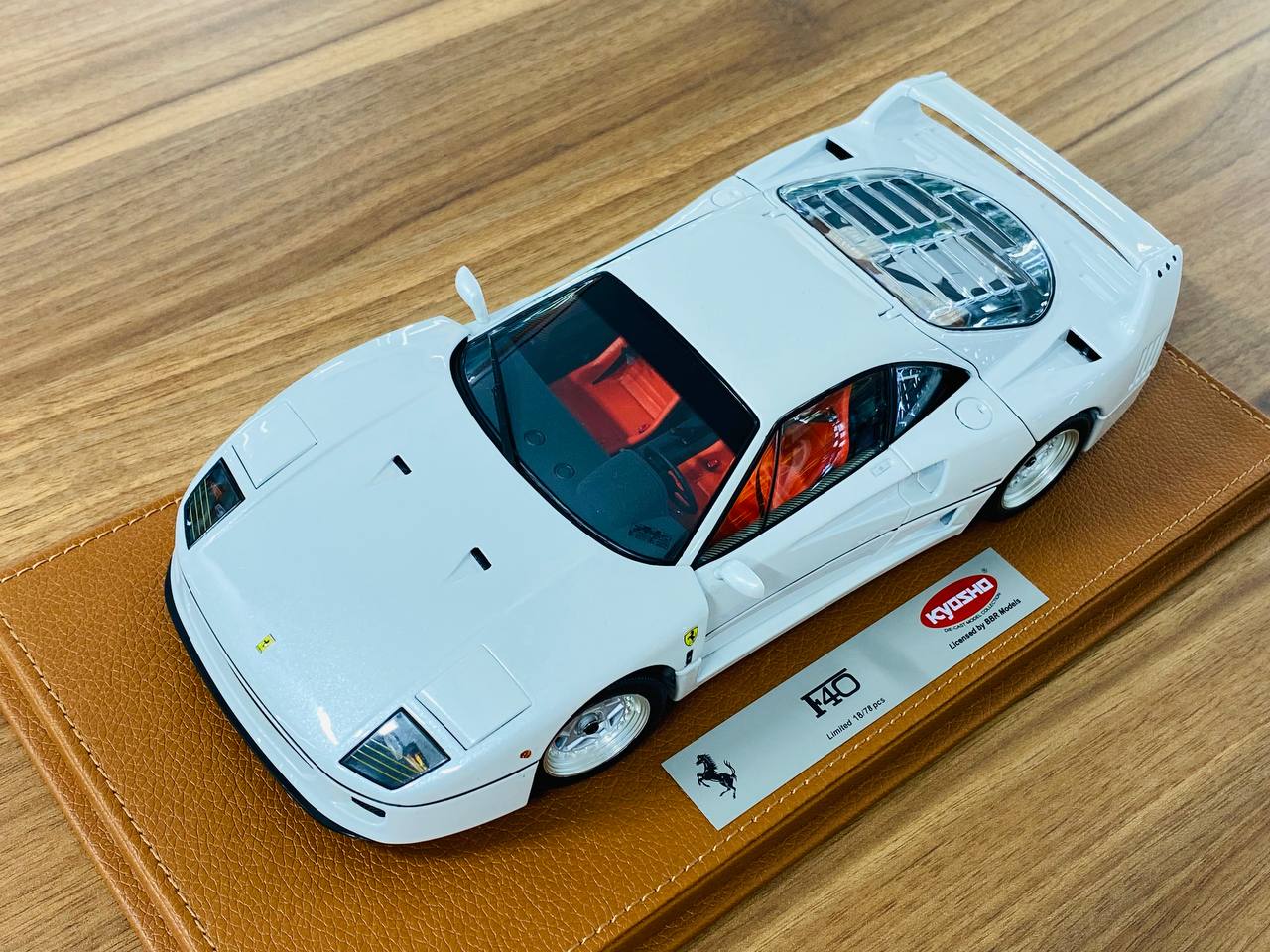 1/18 Diecast Model - BBR (Kyosho) Ferrari F40 in Metallic White, Limited Edition of 78