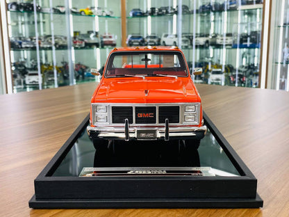 1/18 Resin- Old School Models GMC Sierra Classic 3500 (1986) in Orange, Limited to 110 Pieces