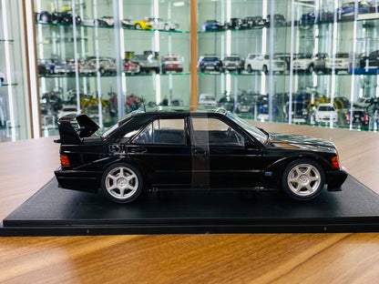 1/18 Diecast Model - Solido Mercedes-Benz 190E EVO II in Black