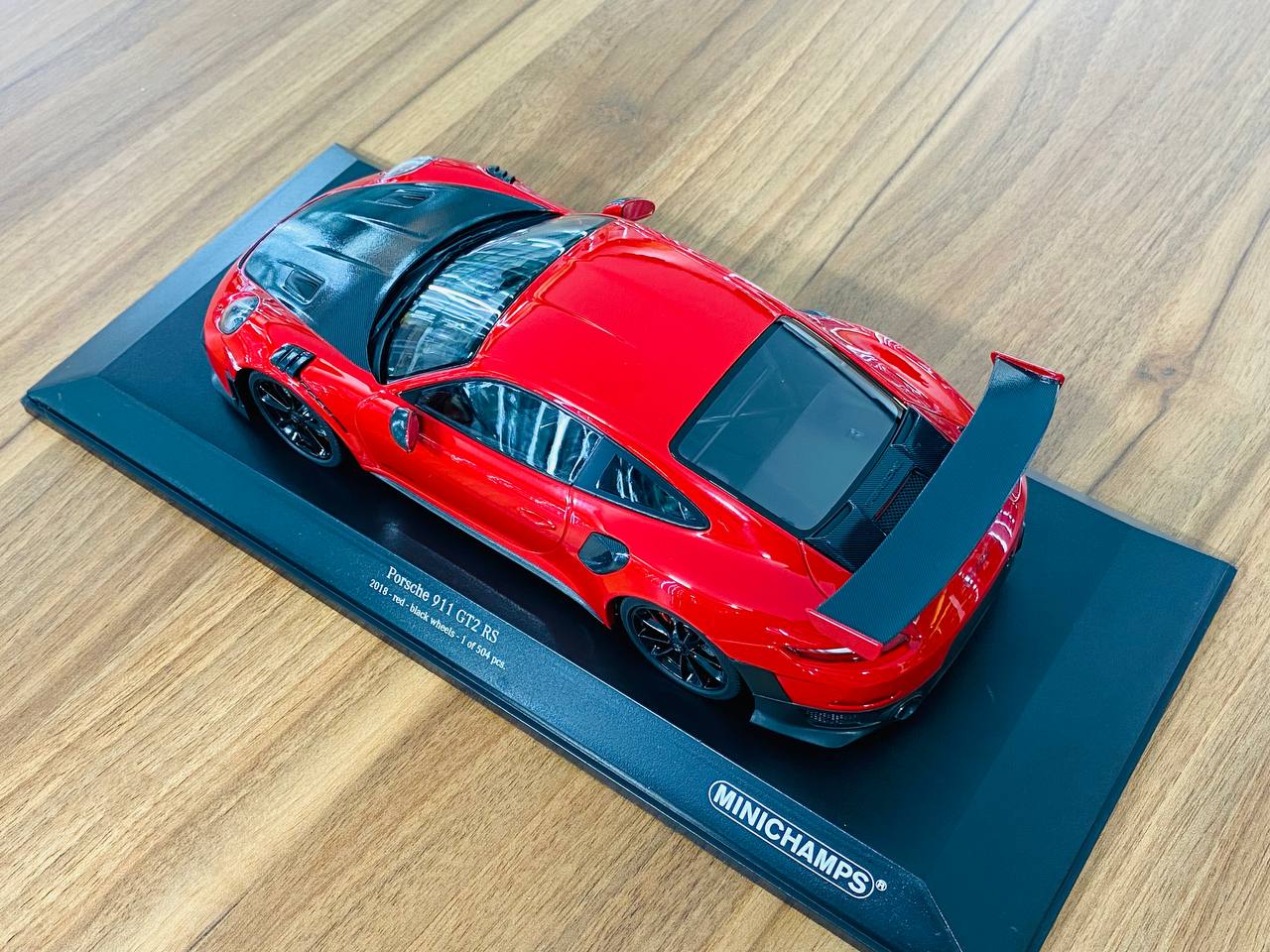 1/18 Diecast Model - Minichamps Porsche 911 (991.2) GT2 RS (2018) in Red with Black Wheel, Limited to 504 Pieces