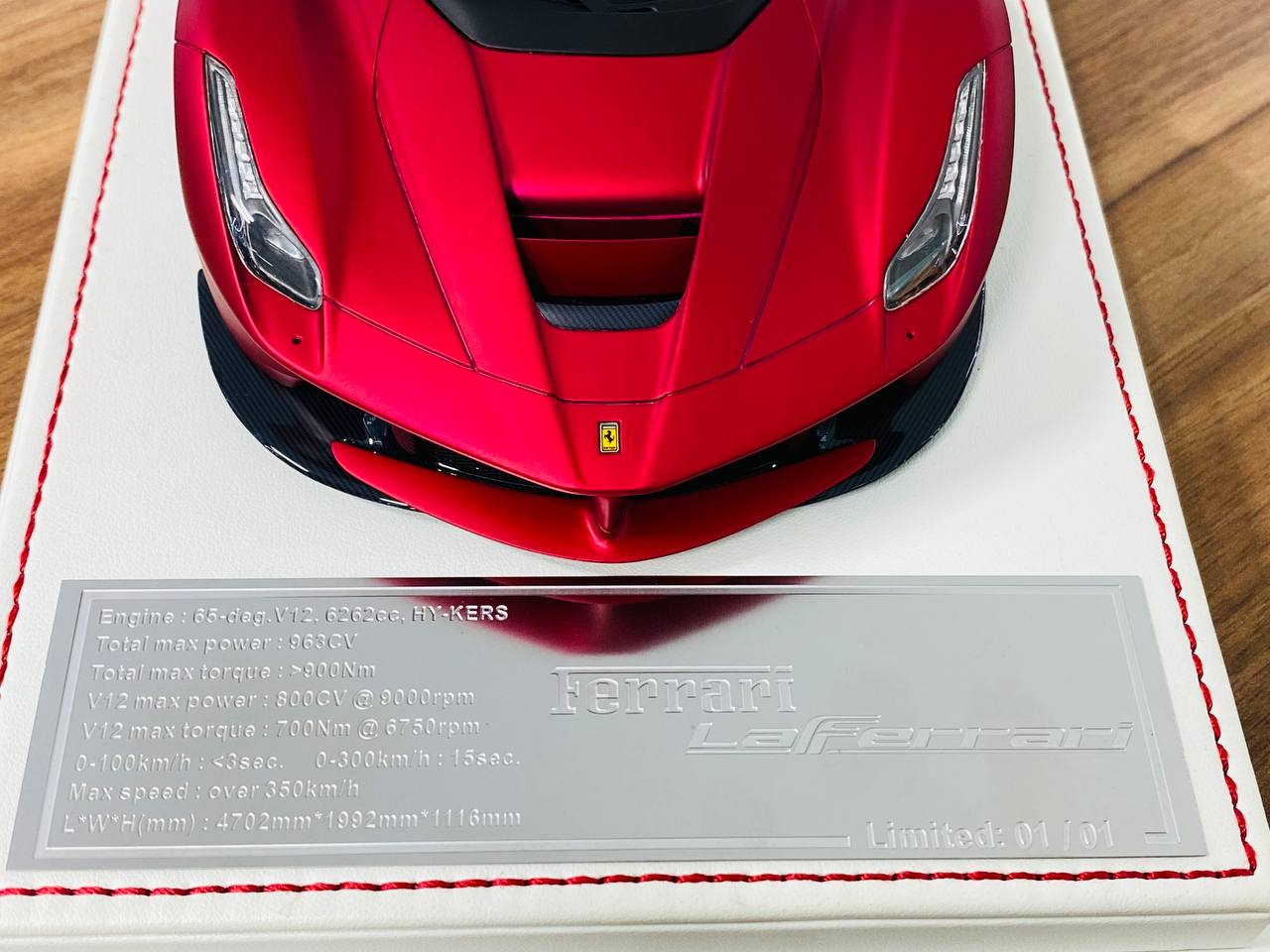 1/18 Resin Model - Davis & Giovanni Ferrari LaFerrari (Matt Chrome Red)