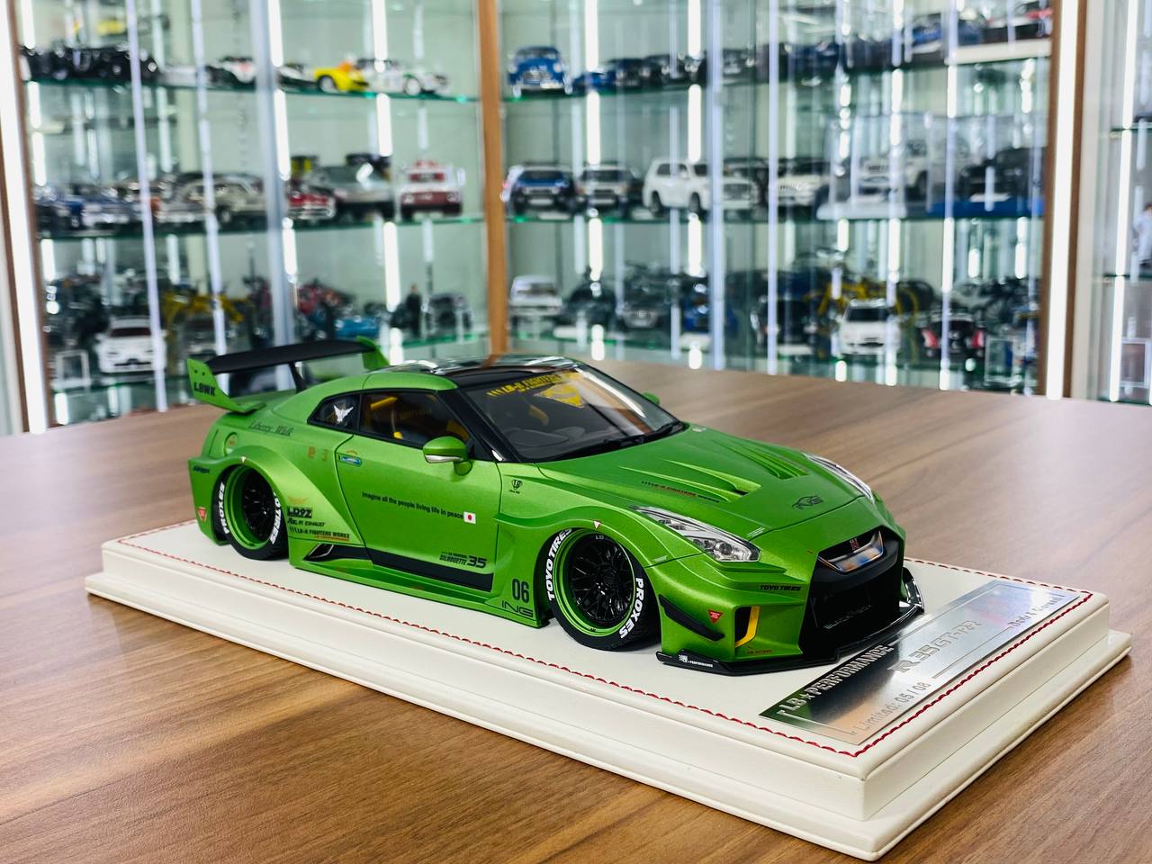 1/18 resin Nissan R35 GT-RR LBWK in Matt Metallic Green, Zero Fighter, limited to 8 pieces