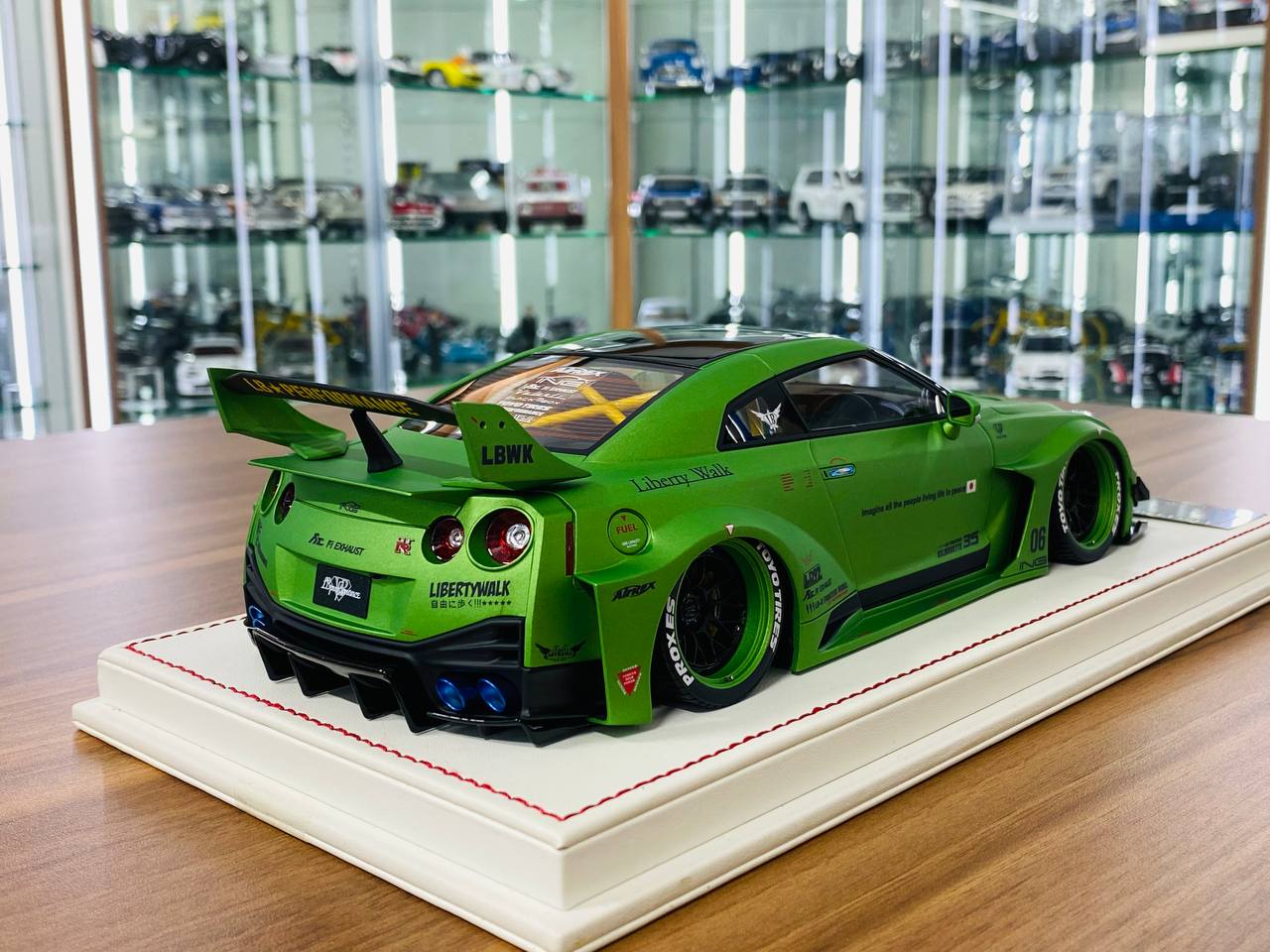 1/18 resin Nissan R35 GT-RR LBWK in Matt Metallic Green, Zero Fighter, limited to 8 pieces