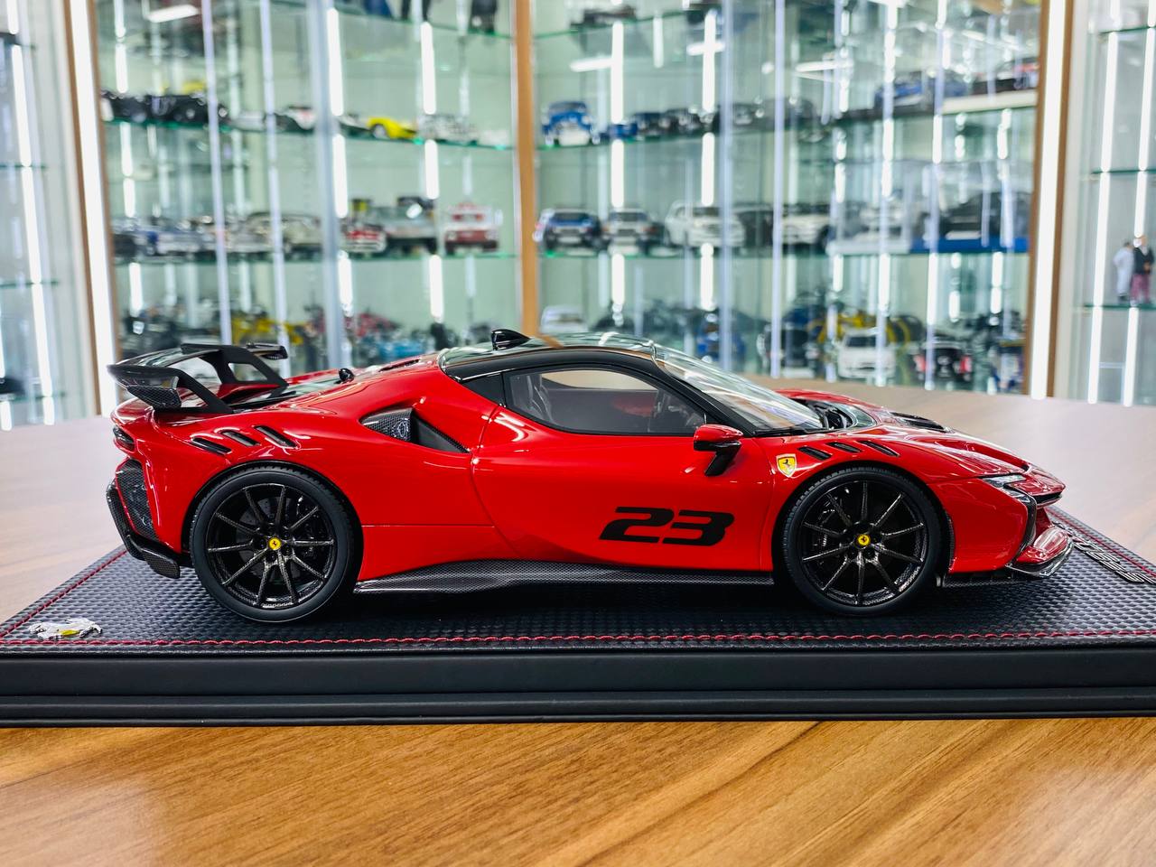 1/18 Resin Model - MR Collection Ferrari SF90 XX Stradale (Rosso Corsa)