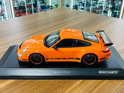 1/18 Diecast Minichamps - Porsche 911 GT3 RS 2007 - Vibrant Orange