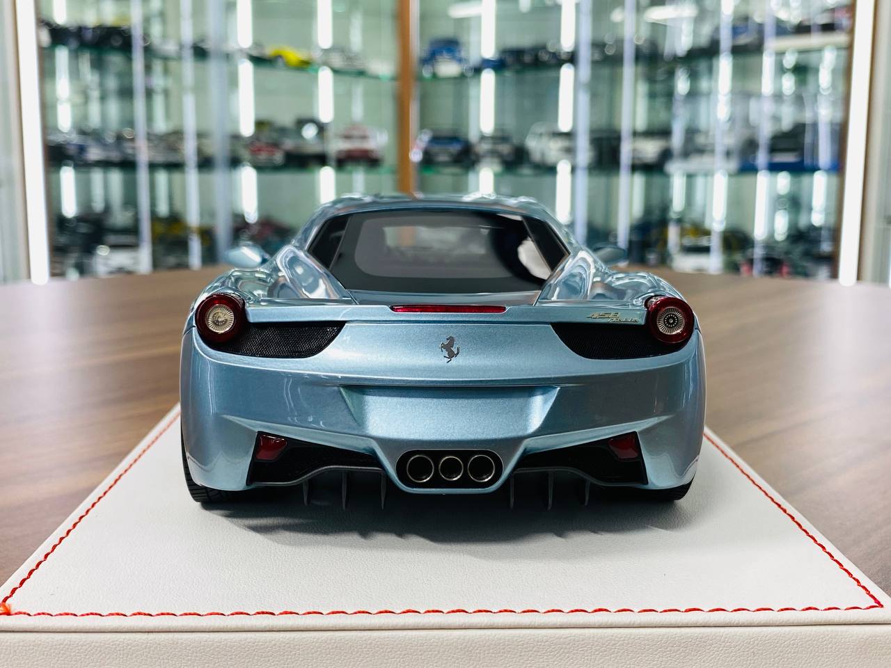 1/18 Resin Dino Models Ferrari 458 Italia ice blue Limited Edition