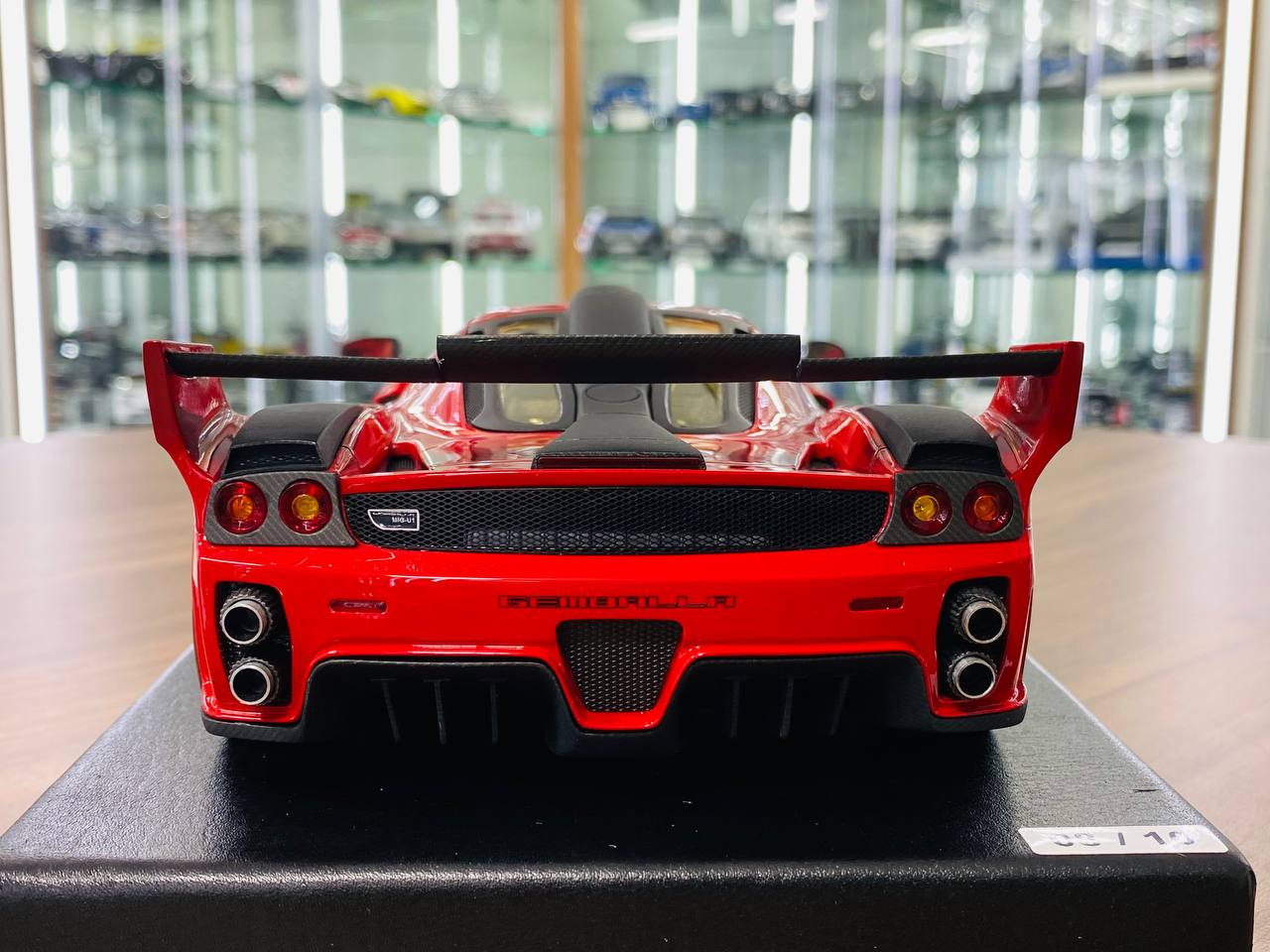 1/18 Resin Model - Versus Fine HandBuilt GEMBALLA MIG-U1 Ferrari 322 Enzo