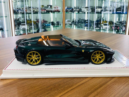 1/18 Resin model Davis & Giovanni Ferrari F12 TRS Verde Zeltweg (Dark Green) Limited Edition 10 pcs