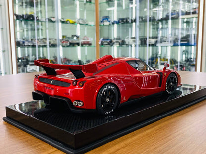 1/18 Resin Model - Dino versus Japan Ferrari Enzo in Red ==> Hand Built