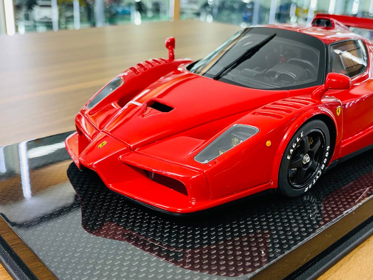 1/18 Resin Model - Dino versus Japan Ferrari Enzo in Red ==> Hand Built