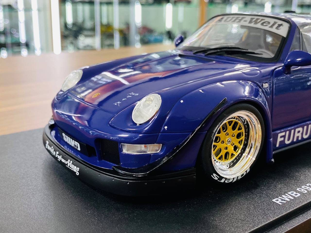 1/18 Werk83 Porsche RWB 993 Furusato Sidney Hoffmann blue