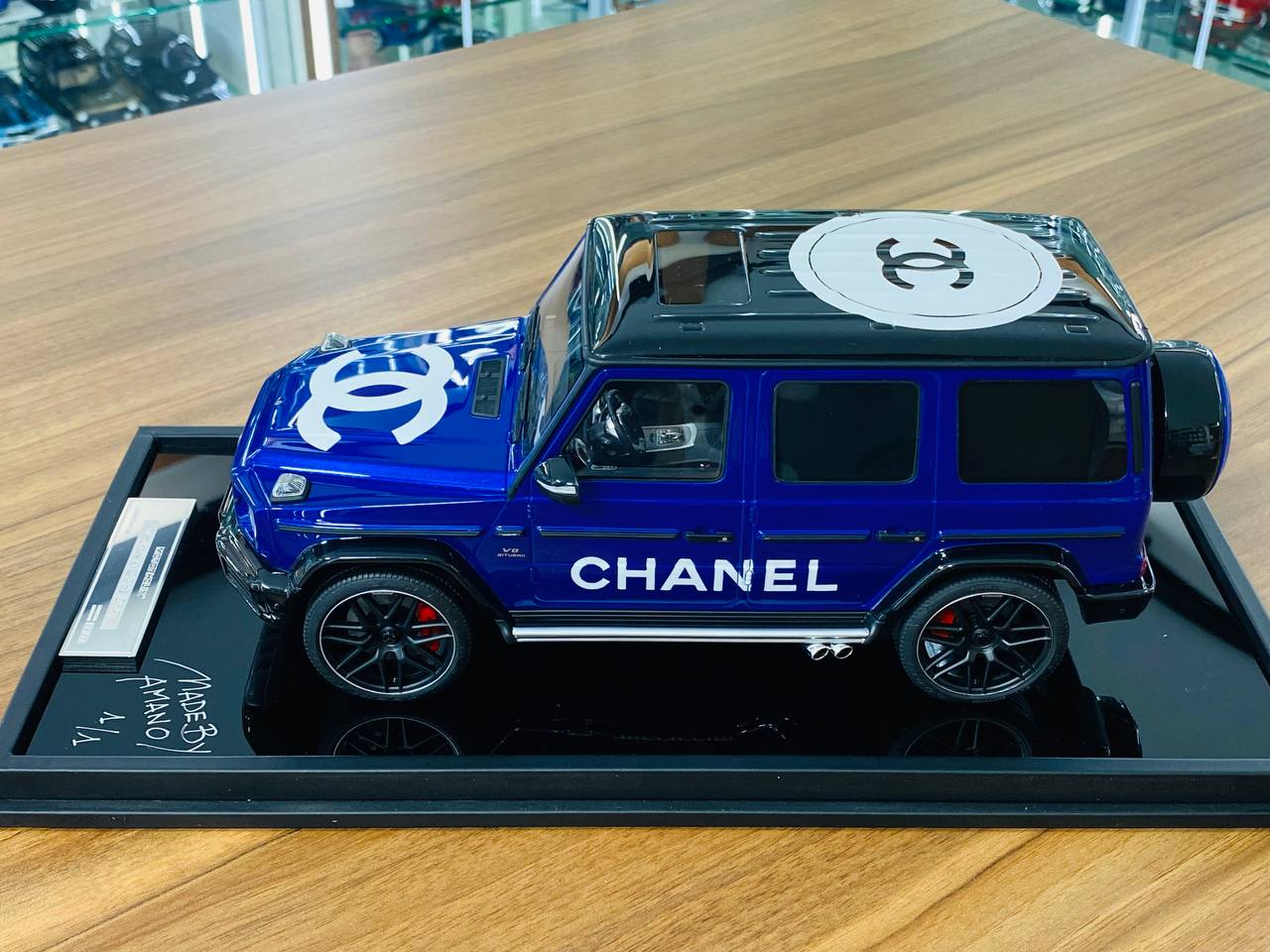 1/18 Resin Model Motor Helix Mercedes-Benz AMG G-63 CHANEL by AMANO (2019) - Limited 1 of 1