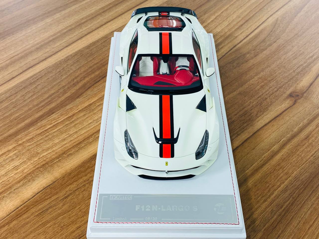 1/18 Resin Model - Ferrari F12 N-Largo S Luminous Green by Track & Extreme(TE)