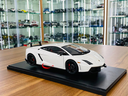 1/18 Diecast Model AUTOart Lamborghini Gallardo LP570 Supertrofeo Stradale White