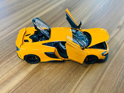 1/18 Diecast Model  AUTOart McLaren 675LT Orange